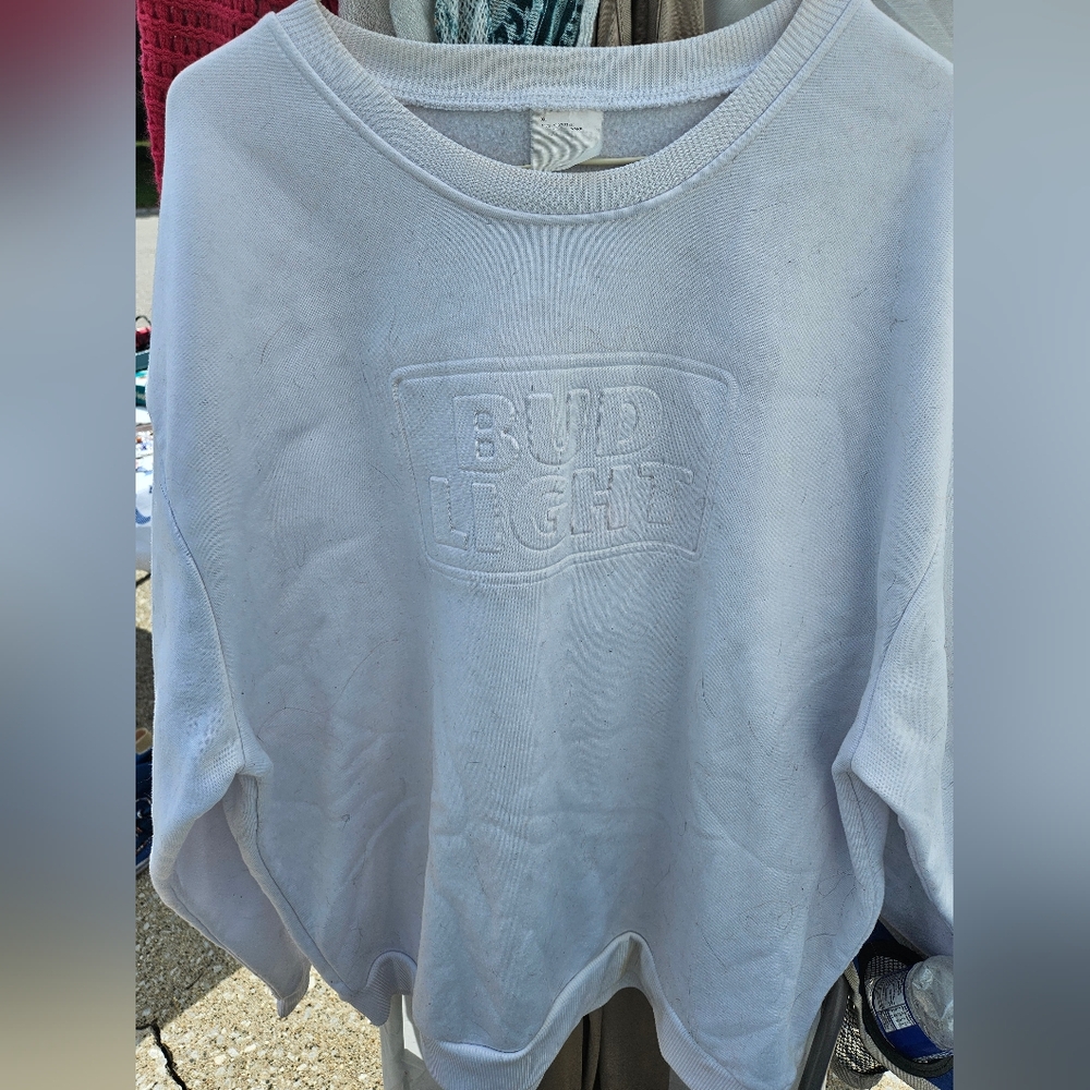Bud Light Sweater XL White